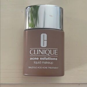 Clinique Acne Solutions Liquid Makeup - Brown